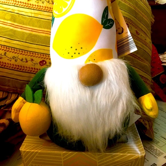 🍋NWT Lemon Gnome Bright and Friendly White, yellow, & green Weighted bottom Fun - Picture 2 of 6